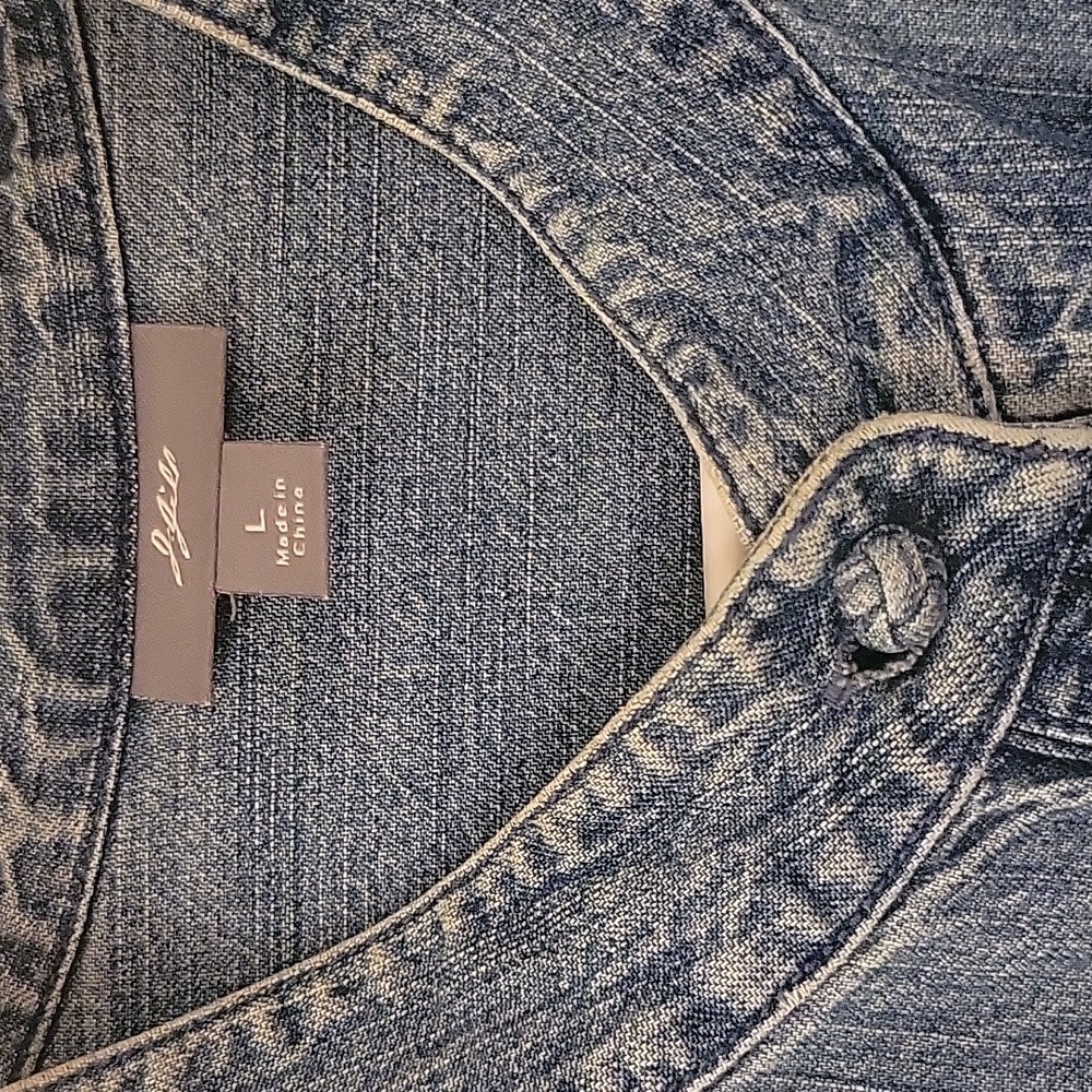 J. Jill Denim Shirt - Picture 2 of 5